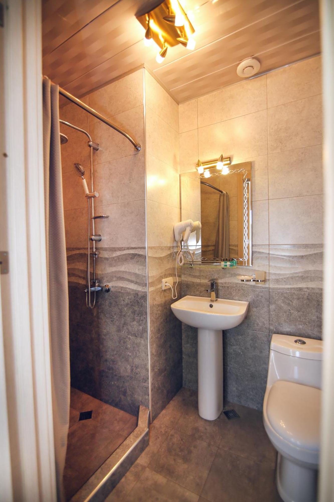 Kenari Hotel Tbilisi Exterior foto