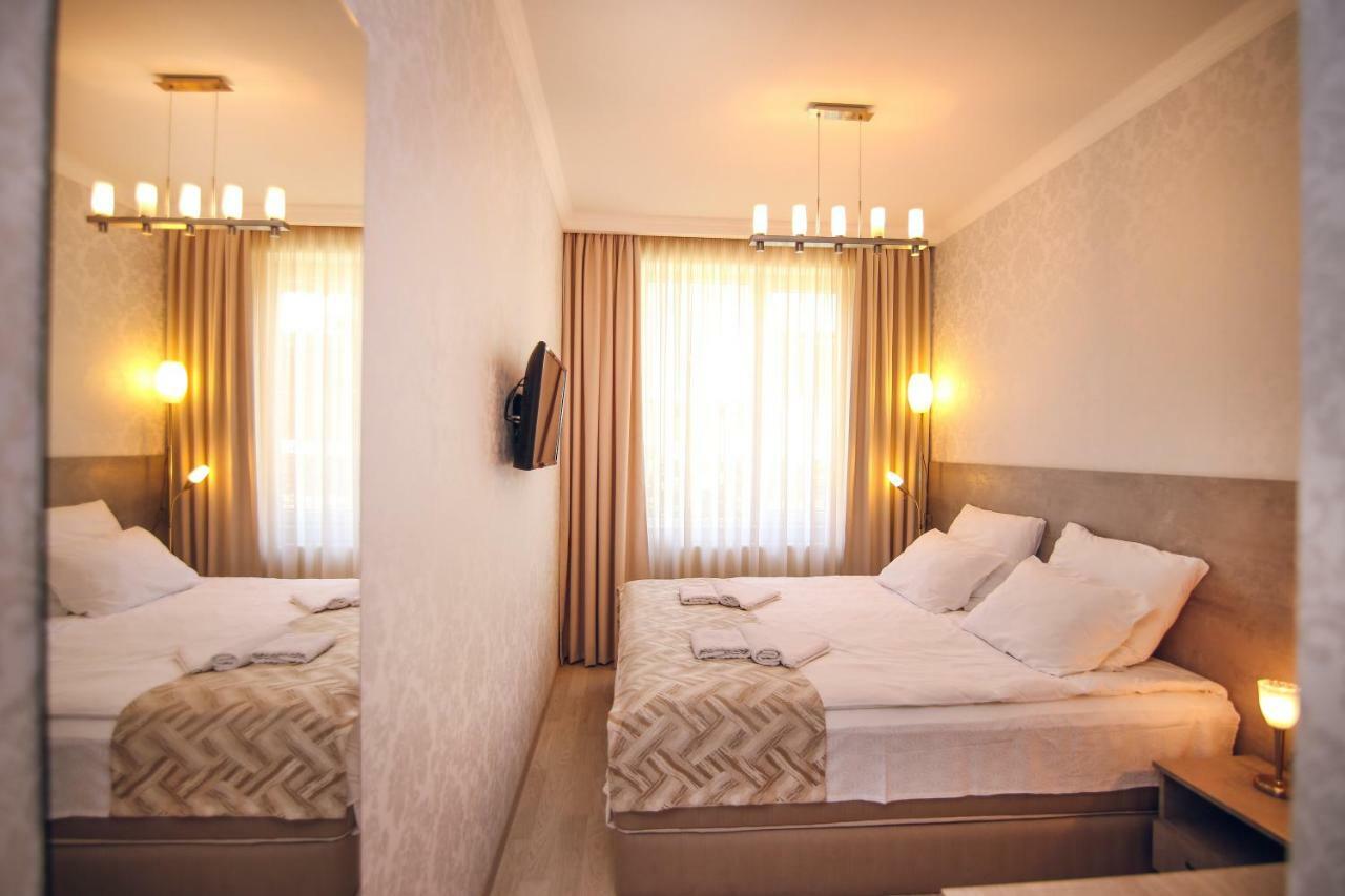 Kenari Hotel Tbilisi Exterior foto