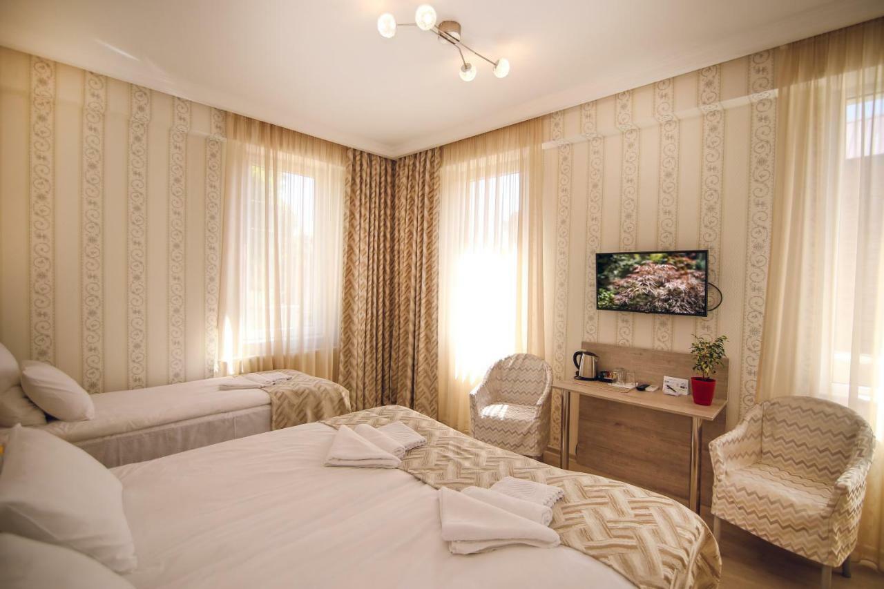 Kenari Hotel Tbilisi Exterior foto
